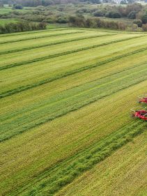 Four Rotor Rakes - Kverneland 95130C Pro, simple electric control and high performance on field