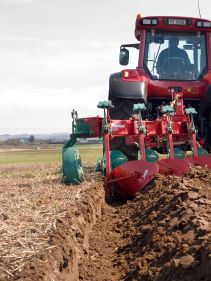 Kverneland AB AD, easy and efficient ploughing