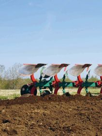 Reversible Mounted Ploughs - Kverneland ES-LS, unique steel treatment provides great life time and makes it easy in use during operation