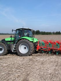 Reversible Mounted Ploughs - Kverneland ES-LS, unique steel treatment provides great life time and makes it easy in use during operation