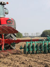 Kverneland Packomat, perfect seedbed while ploughing, kvernelands unique steel provides light and robust implement