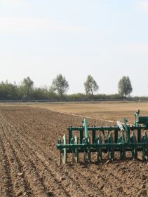 Kverneland Packomat, perfect seedbed while ploughing, kvernelands unique steel provides light and robust implement