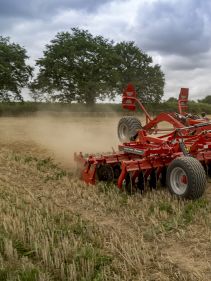 Kverneland Qualidisc Pro operating with cutting quality and good penetration