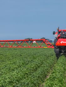 Kverneland iXtrack T4, effective, precise, stable and easy on field
