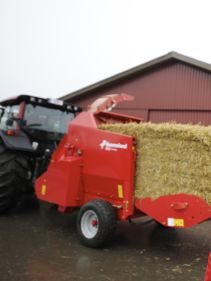 Bale Choppers - Feeders, Kverneland 853, high blowing performance during operation, also a strong package of new features