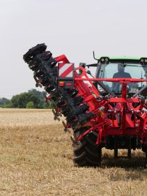 Kverneland Enduro, performing powerful and efficient on field