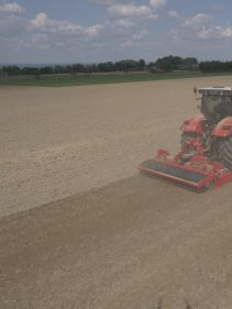 Kverneland M series, medium sized, reliabale with long life time and perfect soil levelling