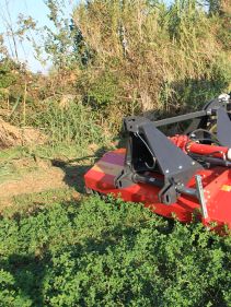 Choppers - VICON BROMEX PF, versatile machinel for clearing out field edges – versatile use also for road maintenance