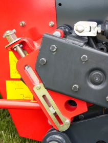 Mower Conditioners - Kverneland EXTRA 900, Unique Suspension providing Outstanding Ground Following