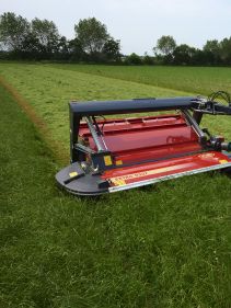 Mower Conditioners - Kverneland EXTRA 900, Unique Suspension providing Outstanding Ground Following