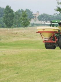 pendulum spreaders - Vicon SuperFlow PS403, ideal for small farms and fields, also golf courses and salt spreading