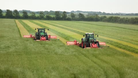 Kverneland 5090 MT, butterfly mower with 9meter working width