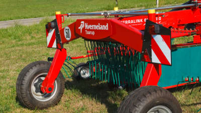 KVERNELAND 9464 C - 9472 C - 9472 C HYDRO - 9476 C, strong frames and cost efficient with CompactLine maintenance-friendly gearbox