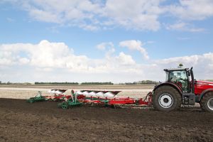 Kverneland Packomat, perfect seedbed while ploughing, kvernelands unique steel provides light and robust implement