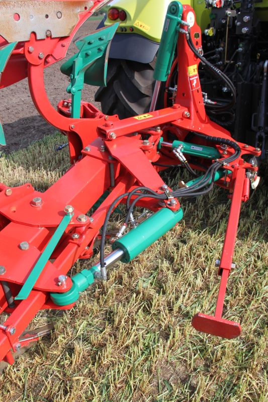 unted Ploughs - 150 B Variomat, high performance, long lifetime and easy to handle during operation