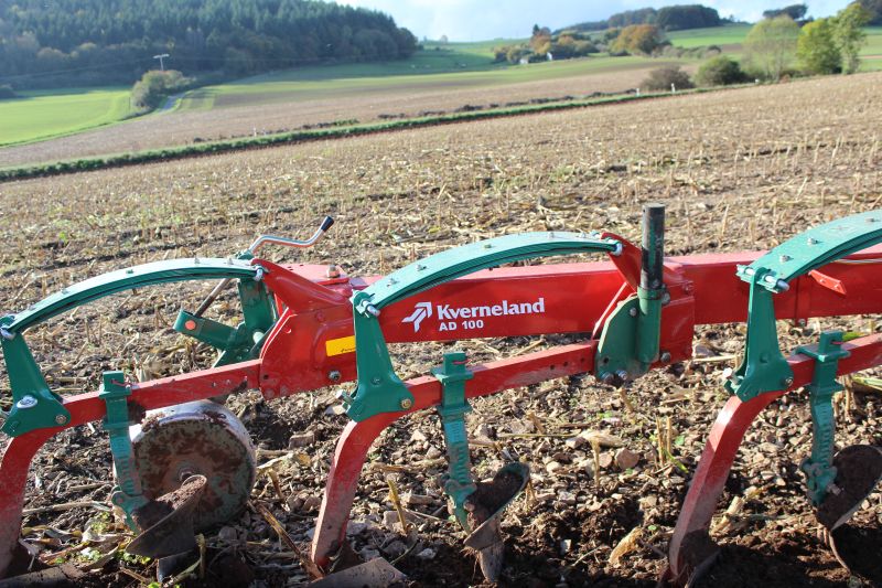 Kverneland AB AD, easy and efficient ploughing