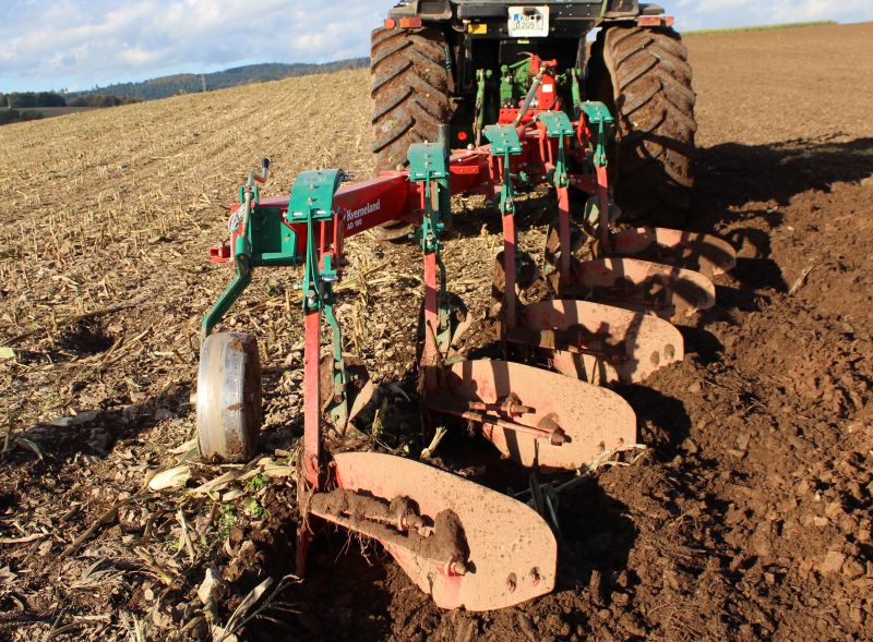 Kverneland AB AD, easy and efficient ploughing