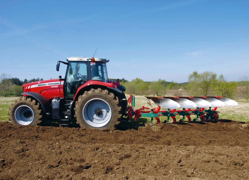 Reversible Mounted Ploughs - Kverneland ES-LS, unique steel treatment provides great life time and makes it easy in use during operation