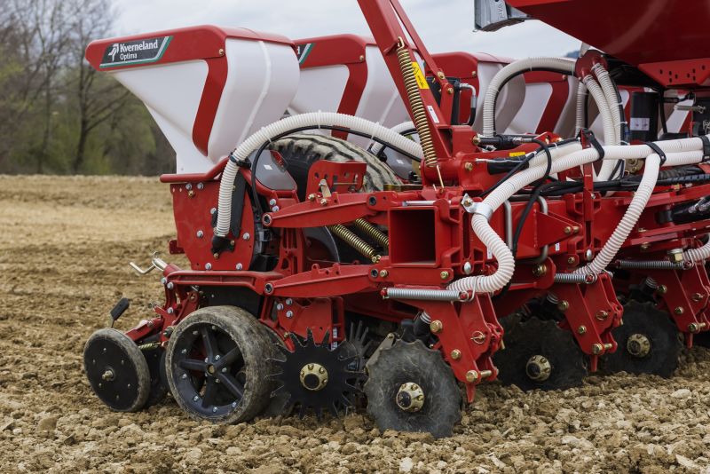 Kverneland optima TFprofi, high performance and reduced tractor power requirement