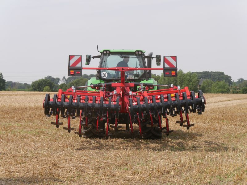 Kverneland Enduro, performing powerful and efficient on field