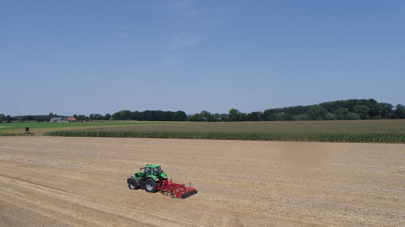 Stubble Cultivators - Kverneland Turbo powerful and efficient in use during operation