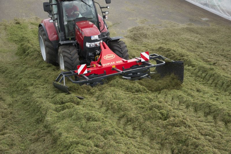 Silage Spreaders - VICON DUPLEX 400 - 600, great capacity and high performance also easy to use in operation