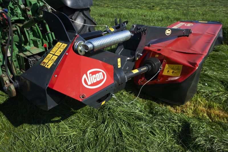 Plain Mowers - VICON EXTRA 328 - 332 - 336 - 340 - REAR MOUNTED DISC MOWERS, vertical and safe transportation, attractive for smaller farms