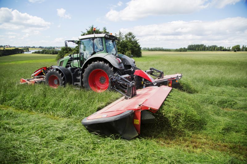 Mower Conditioners - VICON EXTRA 7100T VARIO - 7100R VARIO - EFFICIENT BUTTERFLY MOWER COMBINATION, outstanding performance with new QuattroLink suspension