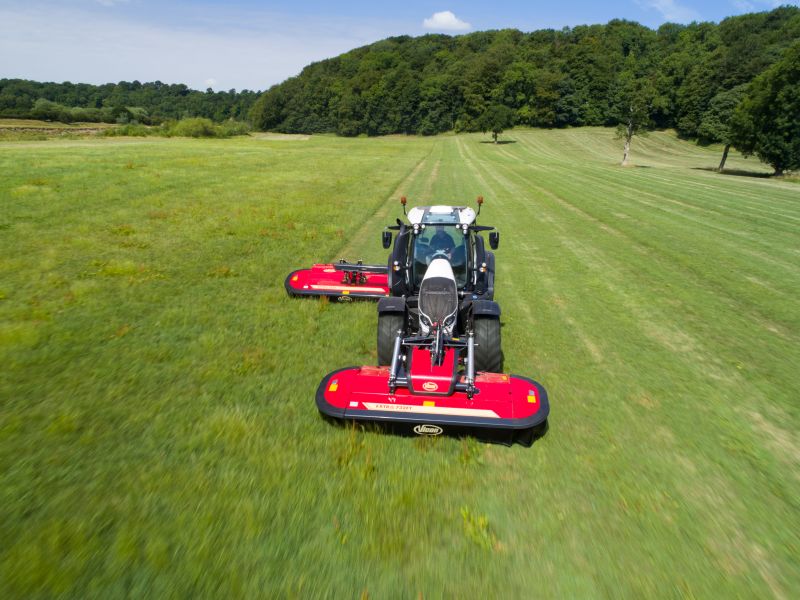 Mower Conditioners - VICON EXTRA 732FT - 732FR - 736FT - 736FR FRONT MOUNTED MOWER CONDITIONERS, new and comfortable ideas to the machine with a maintenance friendly design