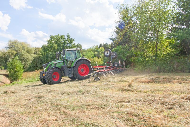 Tedders, Trailed - VICON FANEX 904C - 1124C, purpose-built for smaller tractor but will also operate with larger ones