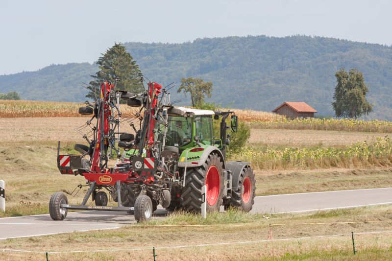 Tedders, Trailed - VICON FANEX 904C - 1124C, purpose-built for smaller tractor but will also operate with larger ones