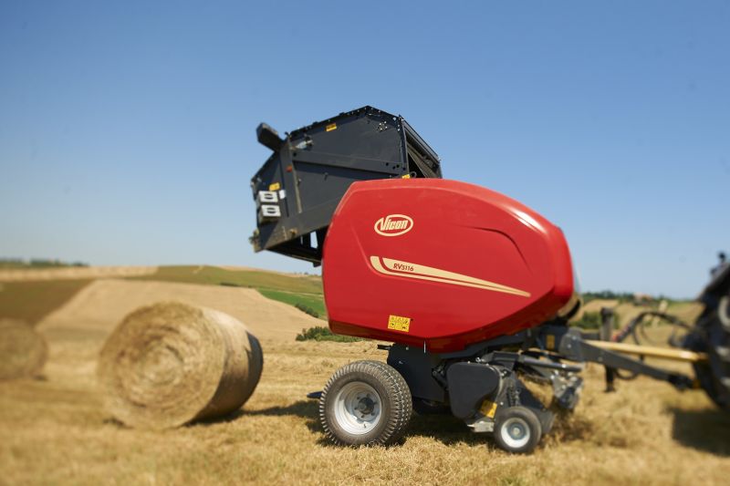 Variable Chamber round balers - VICON RV 5116 - 5118 PLUS, high output performance and reduced maintenance requirments