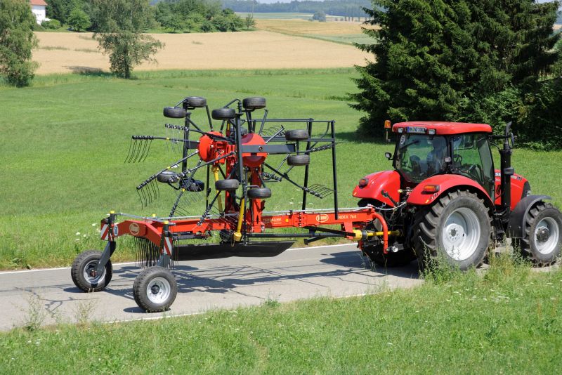 Double Rotor Rakes - VICON ANDEX 644-724-724 HYDRO-764, cost efficient and strong frames for a long lifetime also CompactLine maintanence friendly gearbox