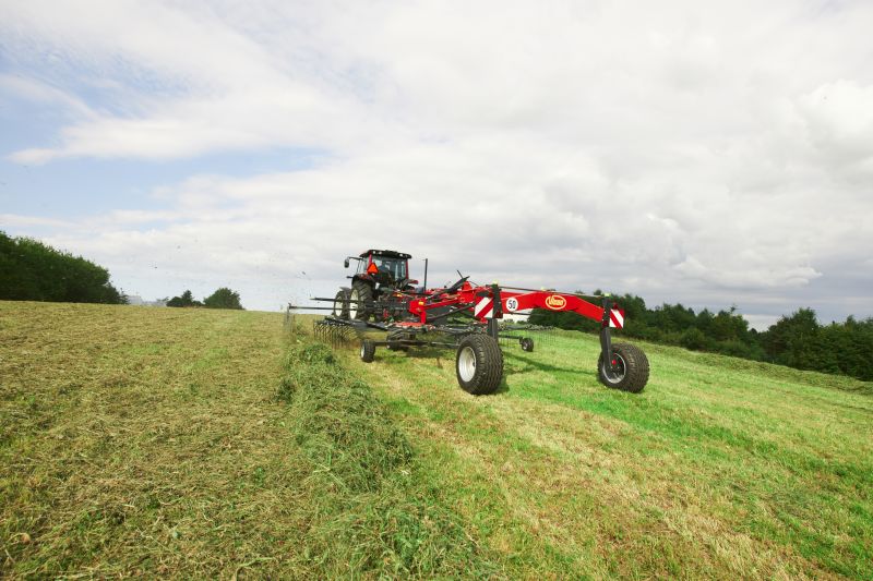 Double Rotor Rakes - VICON ANDEX 774, great maneuvreability and superb performance