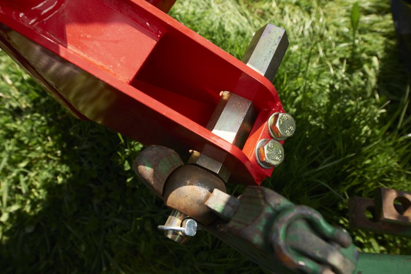 Plain Mowers - VICON EXTRA 228 - 232 - REAR MOUNTED DISC MOWERS, side mounted mowers working angles up to 35°