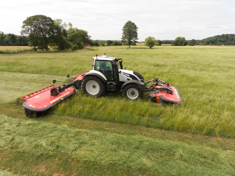 Mower Conditioners - VICON EXTRA 7100T VARIO - 7100R VARIO - EFFICIENT BUTTERFLY MOWER COMBINATION, outstanding performance with new QuattroLink suspension