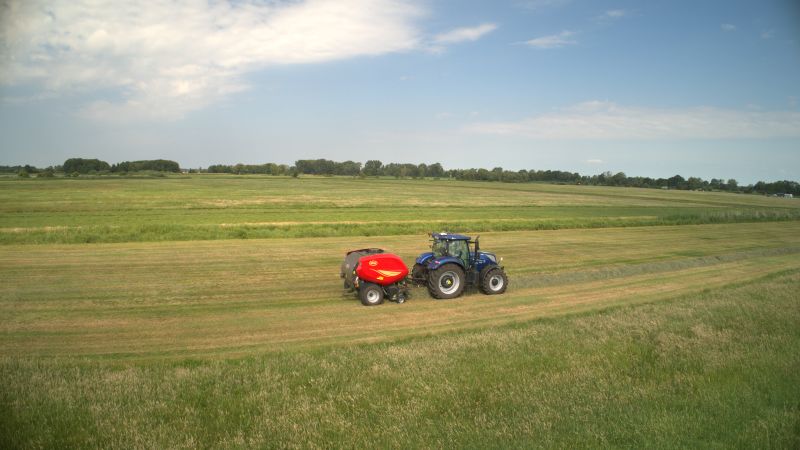 Fixed Chamber round balers - VICON FIXBALE 500, specialist baler for heavy silage conditions with low power requirments for efficient operation