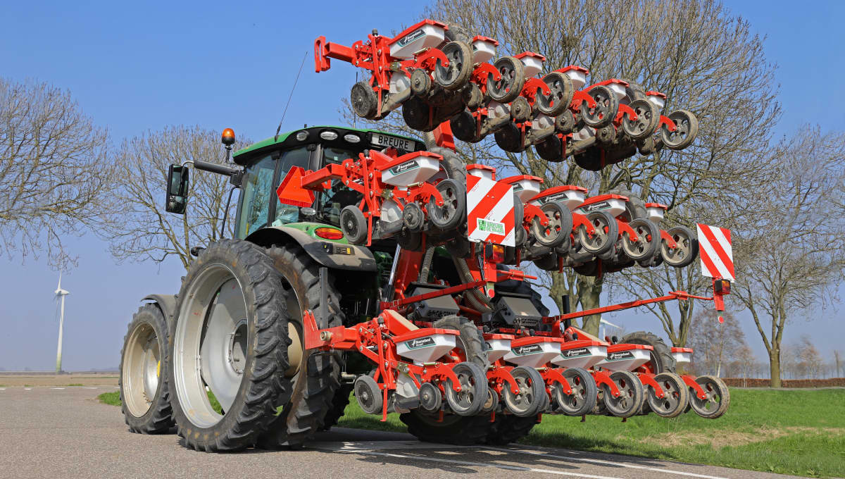 Le Kverneland Monopill ou Monopill e-drive II est le semoir de précision mécanique pour la betterave, le colza et la chicorée