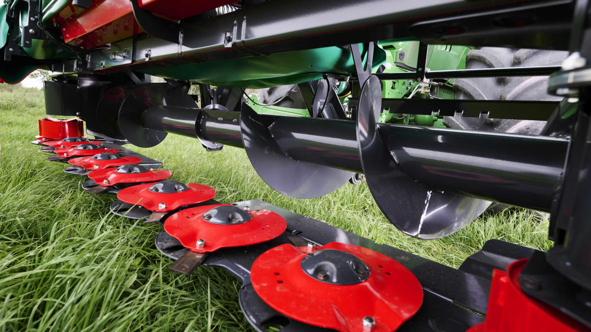 Kverneland - Kverneland-2836 FS-Front-Plain-Auger-Mower 023.jpg