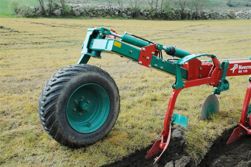Conventional Ploughs - Kverneland BE, Kverneland auto-reset system provides constant ploughing