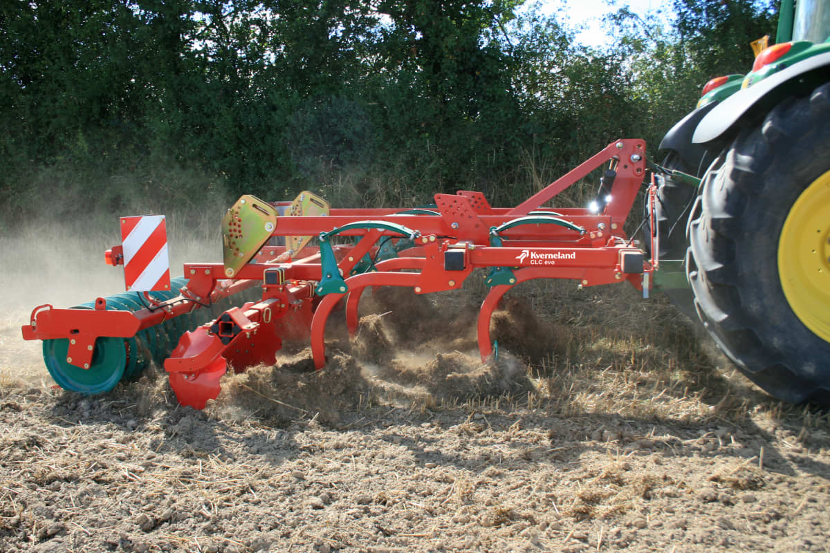 Stubble Cultivators - CLC-Evo with a full range of accessories