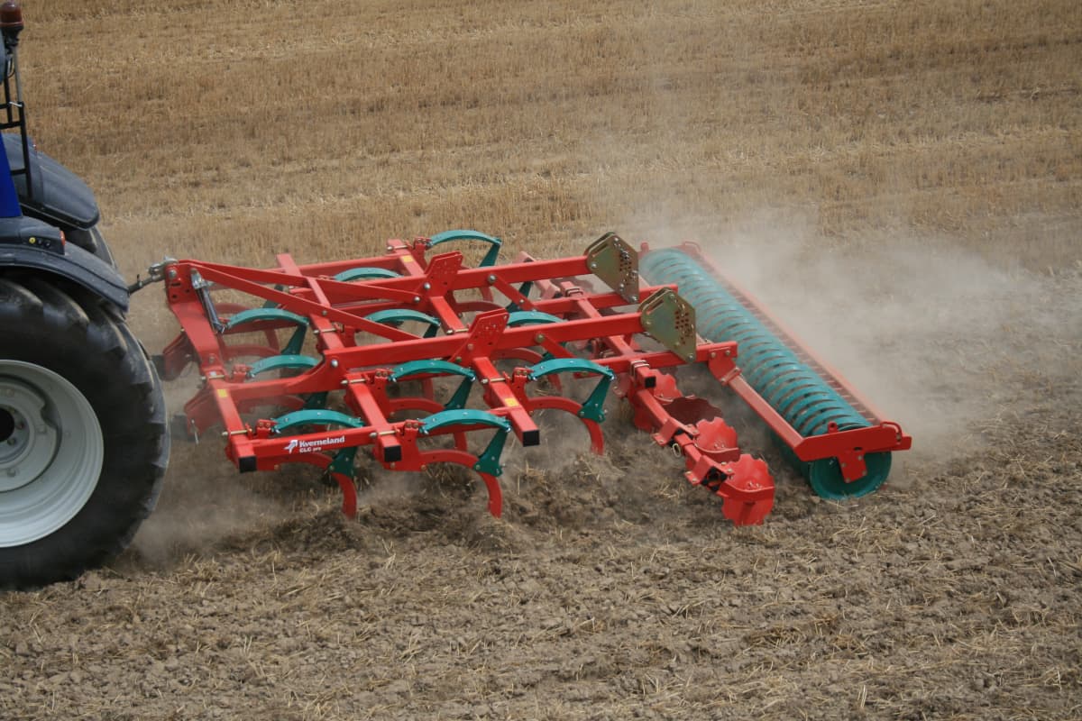 Kverneland cultivator CLC pro