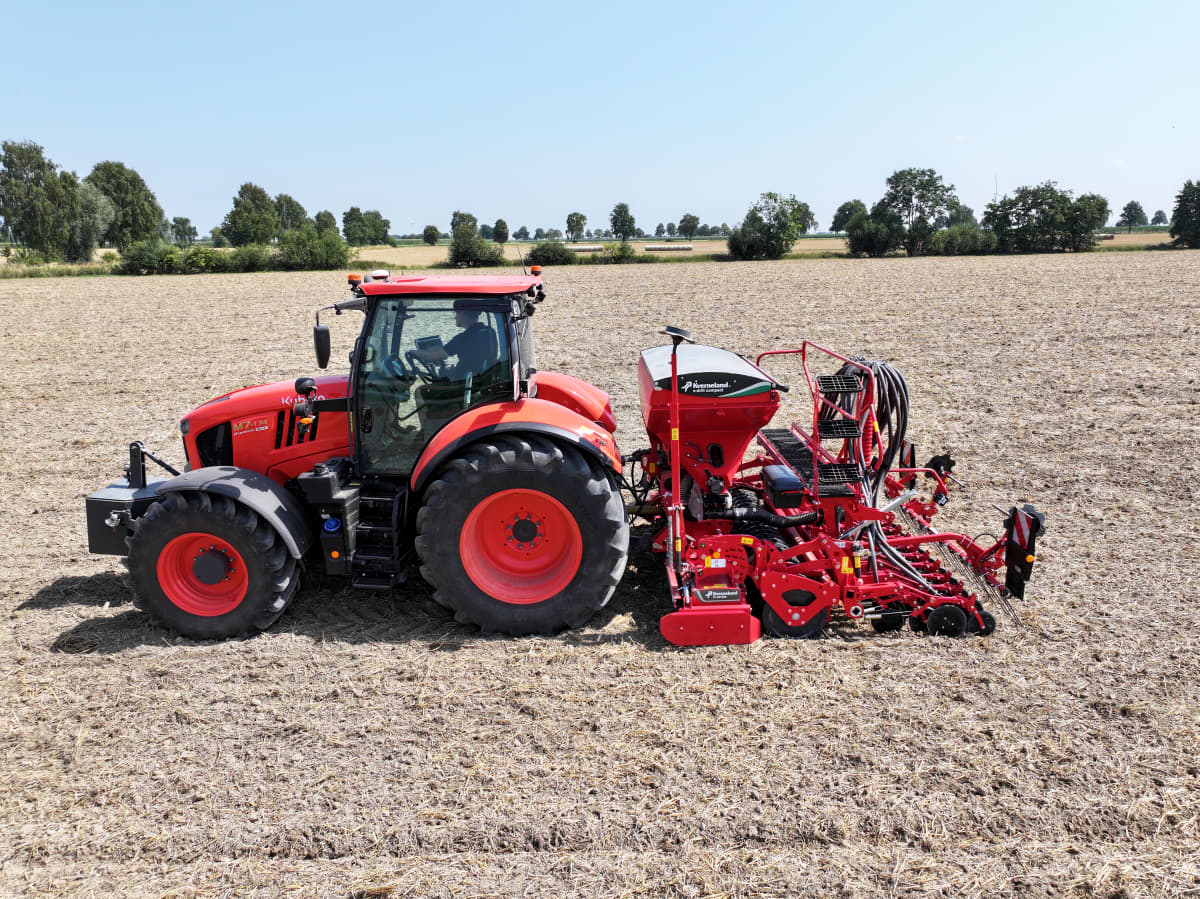Kverneland-e drill compact H series-field_2025_03.JPG