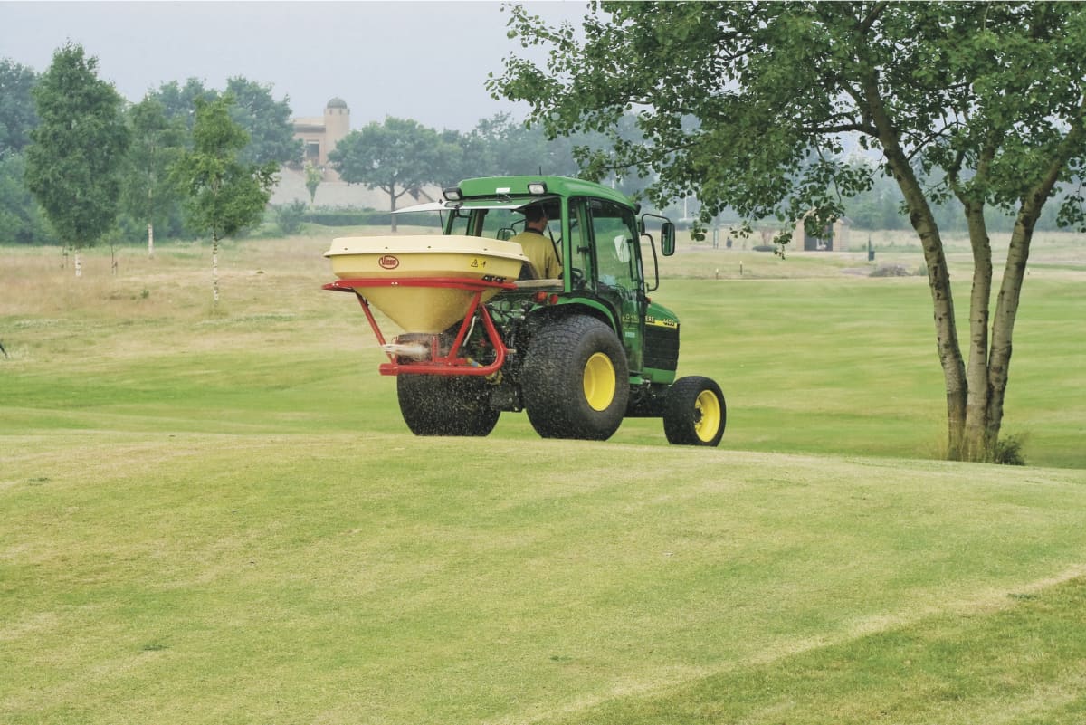 pendulum spreaders - Vicon SuperFlow PS403, ideal for small farms and fields, also golf courses and salt spreading