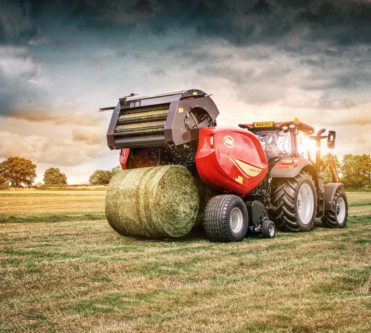 Fixed Chamber round balers - VICON FIXBALE 500, specialist baler for heavy silage conditions with low power requirments for efficient operation