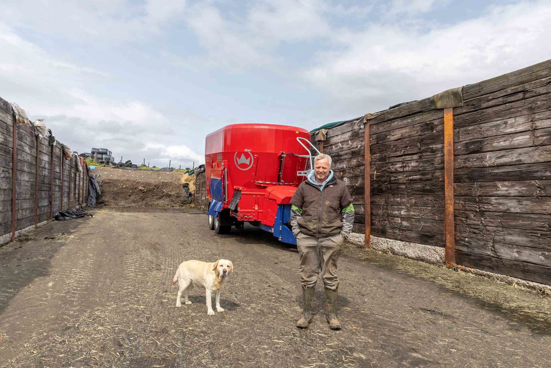 Improving ration quality with Kverneland Siloking trailed diet feeder