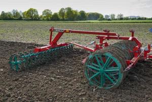 Turn around Soil Packer 