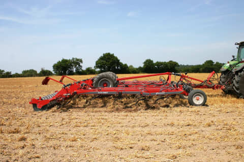 Stubble Cultivators - Kverneland Turbo ploughing nearly all year