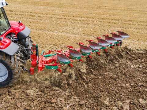 Kverneland Ecomat in-furrow shallow plough