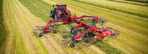 Ben je op zoek naar een efficiënte Smart & Precision landbouwhark? Bekijk onze 15 meter hark!